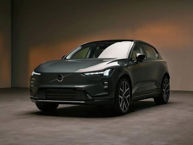 Top 10 EV Cars in the World in 2026: Price, Range and Performance