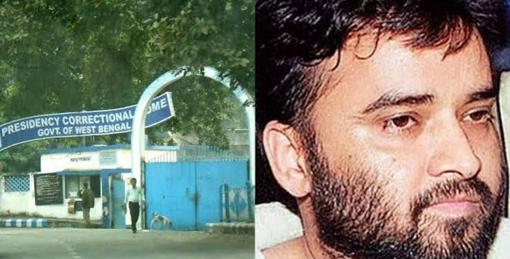 Smartphones, Wi-Fi Routers and ₹31,000 Cash Seized From Cell of Aftab Ansari in Kolkata Jail Raid