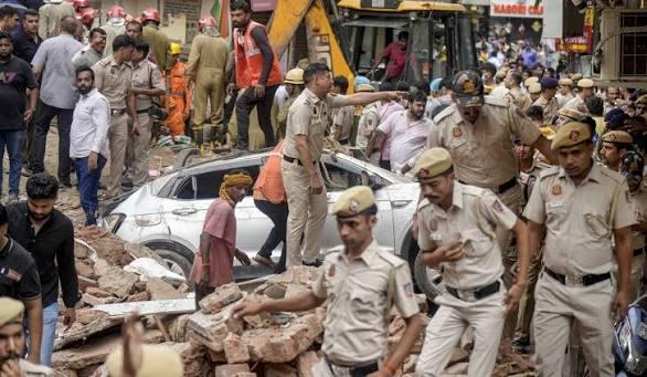 'Trapped Students Making Phone Calls': BJP MLA on Delhi Building Collapse in Satya Niketan