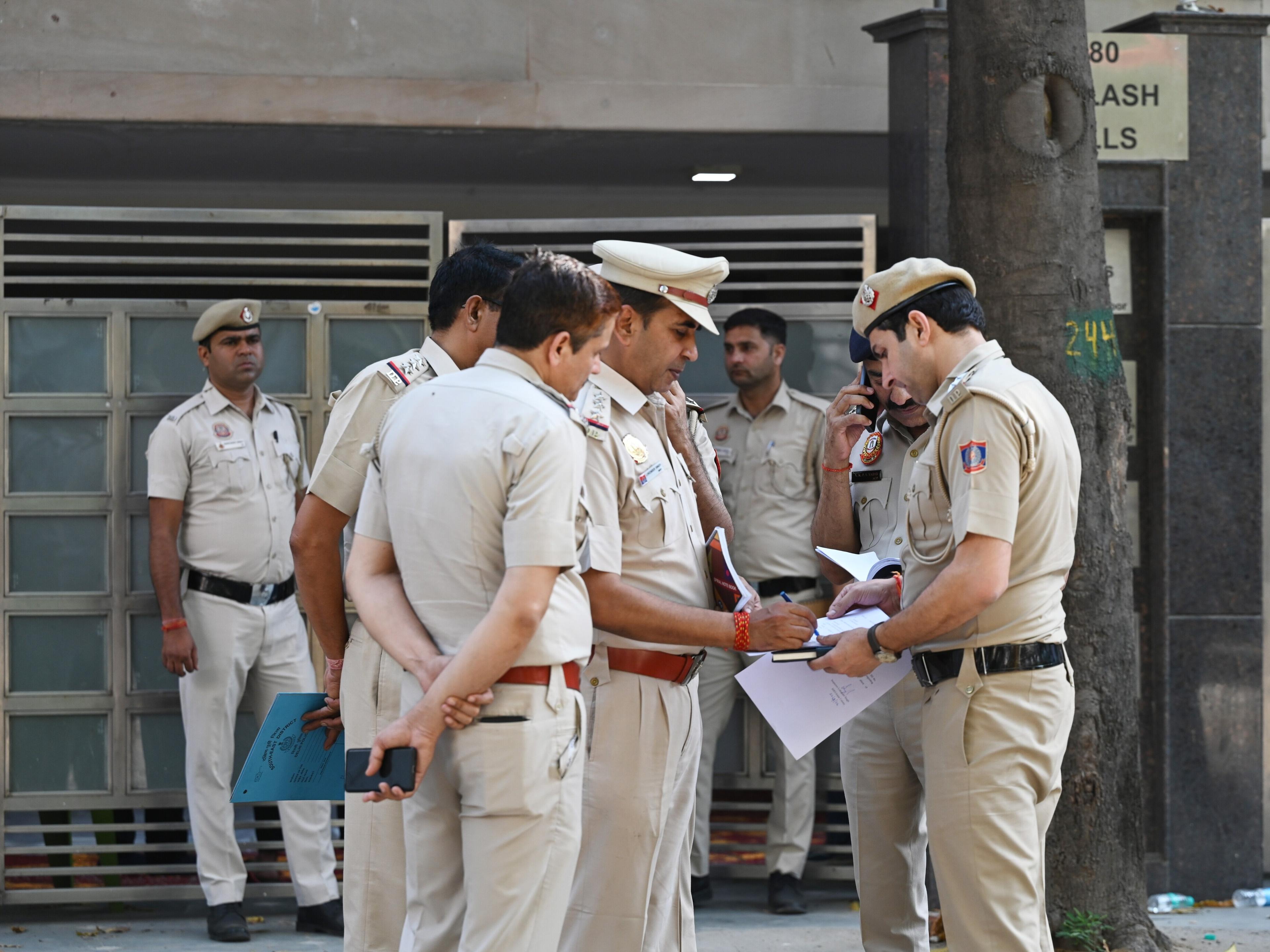 Delhi Nizamuddin Murder: Elderly School Teacher Killed During Suspected Home Robbery