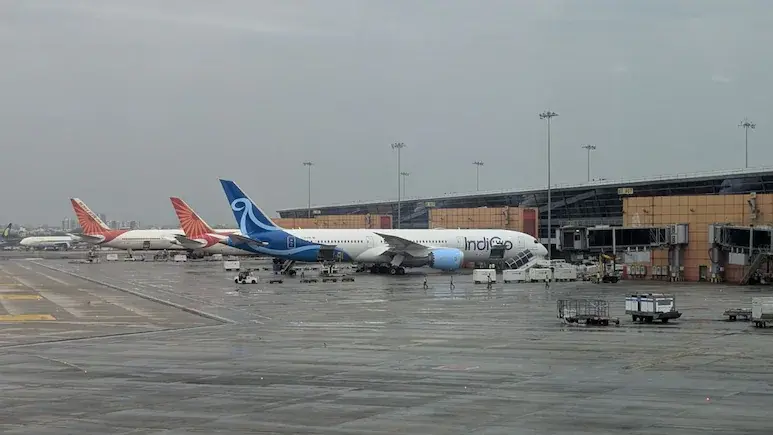 Delhi Rain Disrupts Flights: 15 Aircraft Diverted as IMD Issues Heavy Rain Alerts